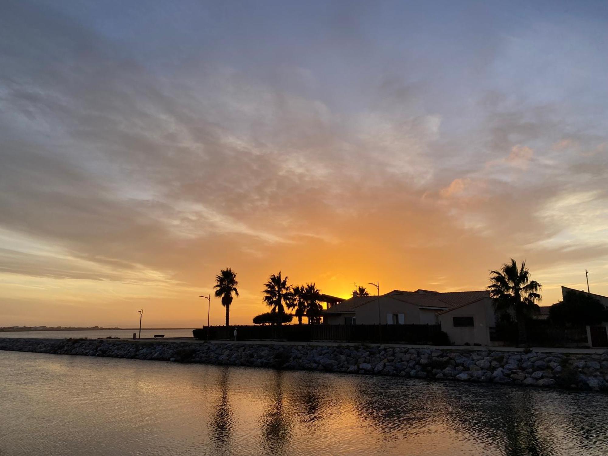 T2 Dans Le Vent Gruissan Bord De Mer المظهر الخارجي الصورة